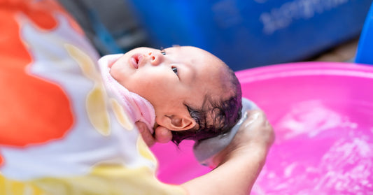 A Calm Newborn Bath Time Routine